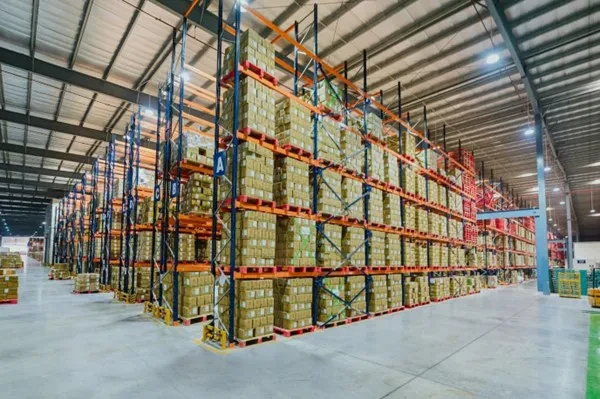 Pay Per Use Vs Traditional Warehousing
