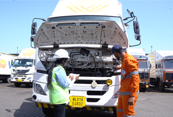 improve fleet performance Services | Varuna Group